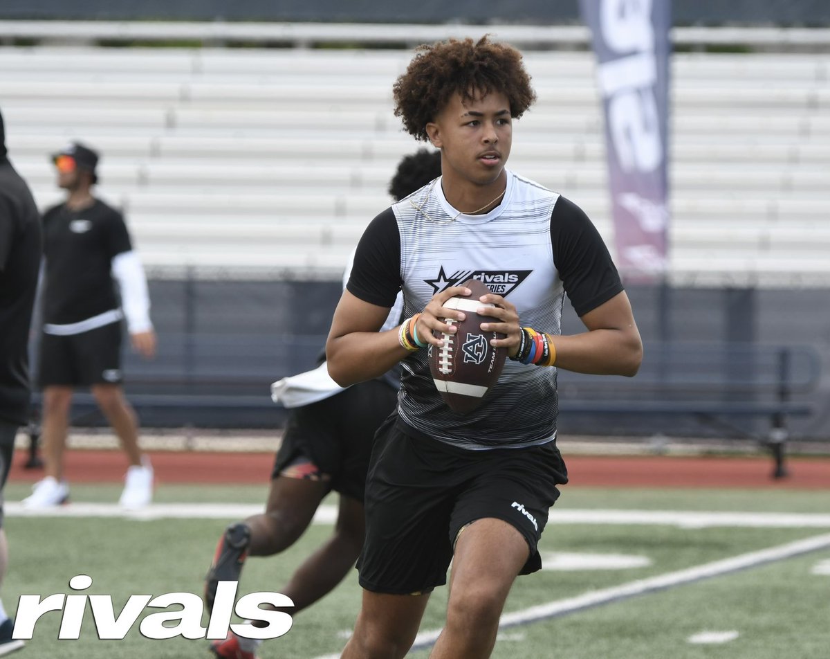 ‘26 Four-star QB Michael Clayton (@MikeClaytonQB1) tells me he will be in Champaign starting tomorrow. He will take a Multi-Day visit.