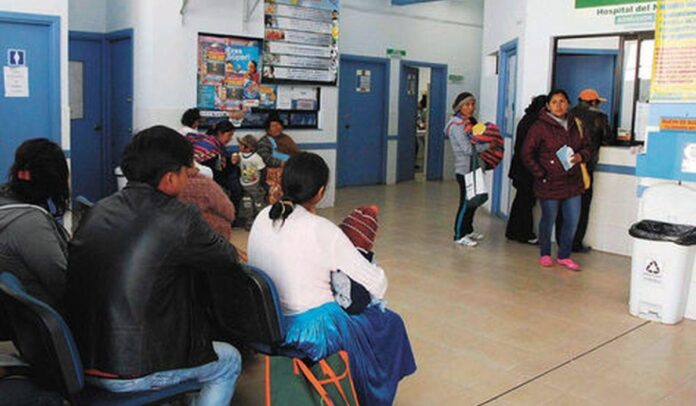 MARCELOFAVAOK's tweet photo. BOLIVIANOS, EXIGUEN REMEDIOS.

LOS MEDICOS DE BOLIVIA, MANDAN A SUS PACIENTES ONCOLOGICOS A LA ARGENTINA. A HOSPITALES PUBLICOS A SEGUIR, TRATAMIENTOS Y QUE LE DEMOS LOS REMEDIOS . "ES GRATIS", LE DICEN.

VIENEN LE DAMOS Y POR ESA RAZON, HAY FALTANTES, PARA LOS ARGENTINOS. https://t.co/YkdsoA7TPX