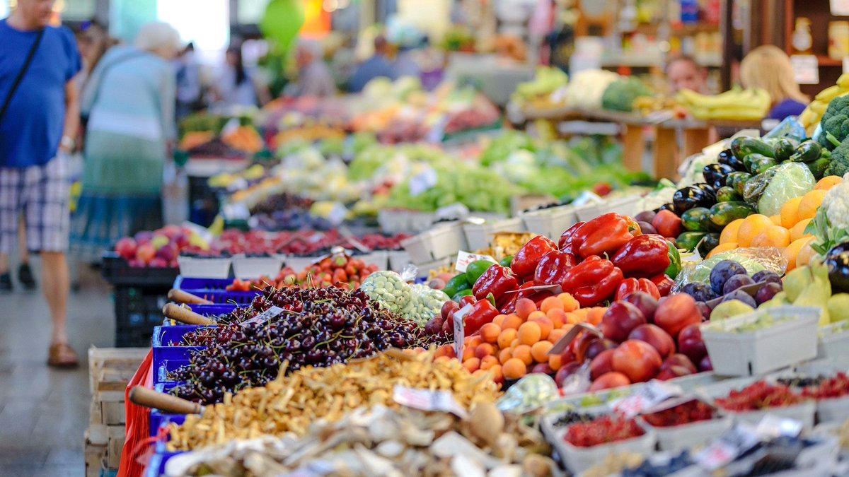 ¡Un tour por el Mercado de San Juan! Los mejores puestos (sin trampas turísticas) para comer delicioso. 🌮 👉🏼 mbmarcobeteta.com/lugares-comer-… #MarcoBeteta #ComunidadMB