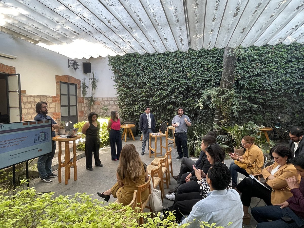 masintegridadmx's tweet photo. Realizamos con éxito la presentación y  valoración de @ojosancionesmx, herramienta de tecnología cívica  desarrollada en alianza con @AbrimosInfo. Gracias por el apoyo @AccountLabMx @usaid @AccountLab @DGateway @CIPE_ACGC https://t.co/GO3brHbje7