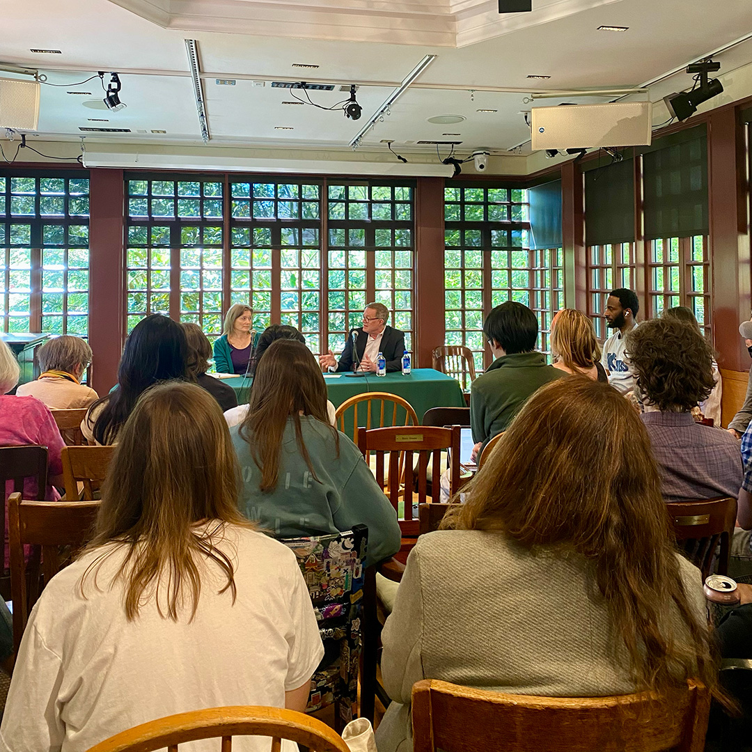 #PennSP2’s @DennisCulhane spoke about “always trying to point the conversation in a direction that from a policy perspective will do the most for the most people' yesterday at Kelly Writers House, where he and @Egangoonsquad discussed the problem of homelessness. @PennEnglish