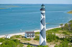FarosLos's tweet photo. 17 de abril de 1874 se designa a Wallace P. Fulcher ayudante del torrero de “Cape Lookout lighthouse”. El faro se halla en Cape Lookout, -Outer Banks- islas barrera, Carteret, condado de Carteret, estado de Carolina del Norte (Estados Unidos). #CapeLookoutLighthouse https://t.co/MbdLnHBVUN