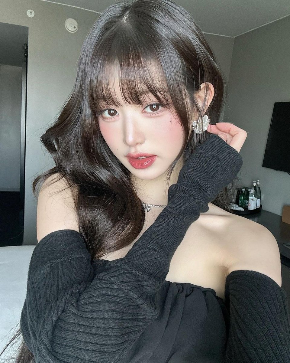 foreveryyoung10's tweet photo. 좋은아침입니다 !

#IVE #아이브 #アイヴ #WONYOUNG #원영 #JANGWONYOUNG #장원영 #ウォニョン https://t.co/SDwkMaFNqG