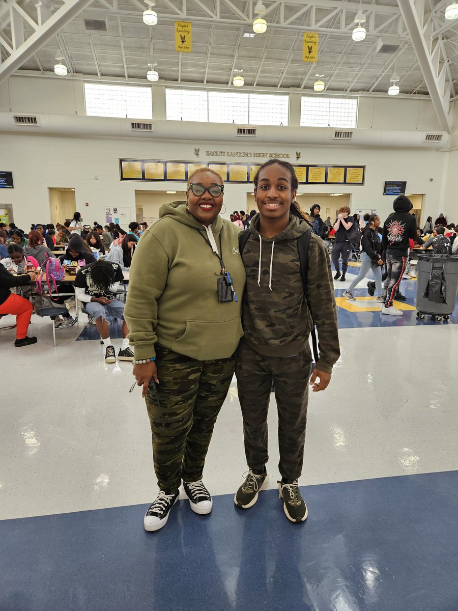 FCulverson's tweet photo. @ELHS_HCS is at it again, Exceptional Children's Week Day 3. Today, we wore green to bring awareness to Cerebral palsy, Auditory Processing Impairments, and vision impairments. #ECWEEK_HCS @DrKeshaJones1 @MrArnoldtheGol1 @RWilliams_EDS @Holla_at_Ayala @KindraTukes https://t.co/pv1RjUPjz1