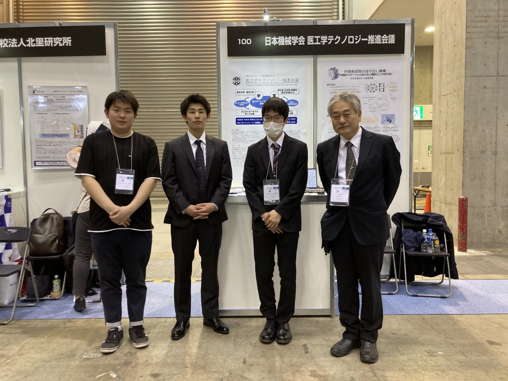 ikou_commons's tweet photo. #medtecjapan #100医工連携出会いの広場ご紹介
<日本機械学会医工学テクノロジー会議さん>    
学会のご紹介と、円筒計上物の送り出し機構の展示をされています。内視鏡やカテーテルの送り出し機構に利用可能だそうです。モデルの展示をされています！
https://t.co/Q5gO6eNEZq https://t.co/jkbk40ENnb