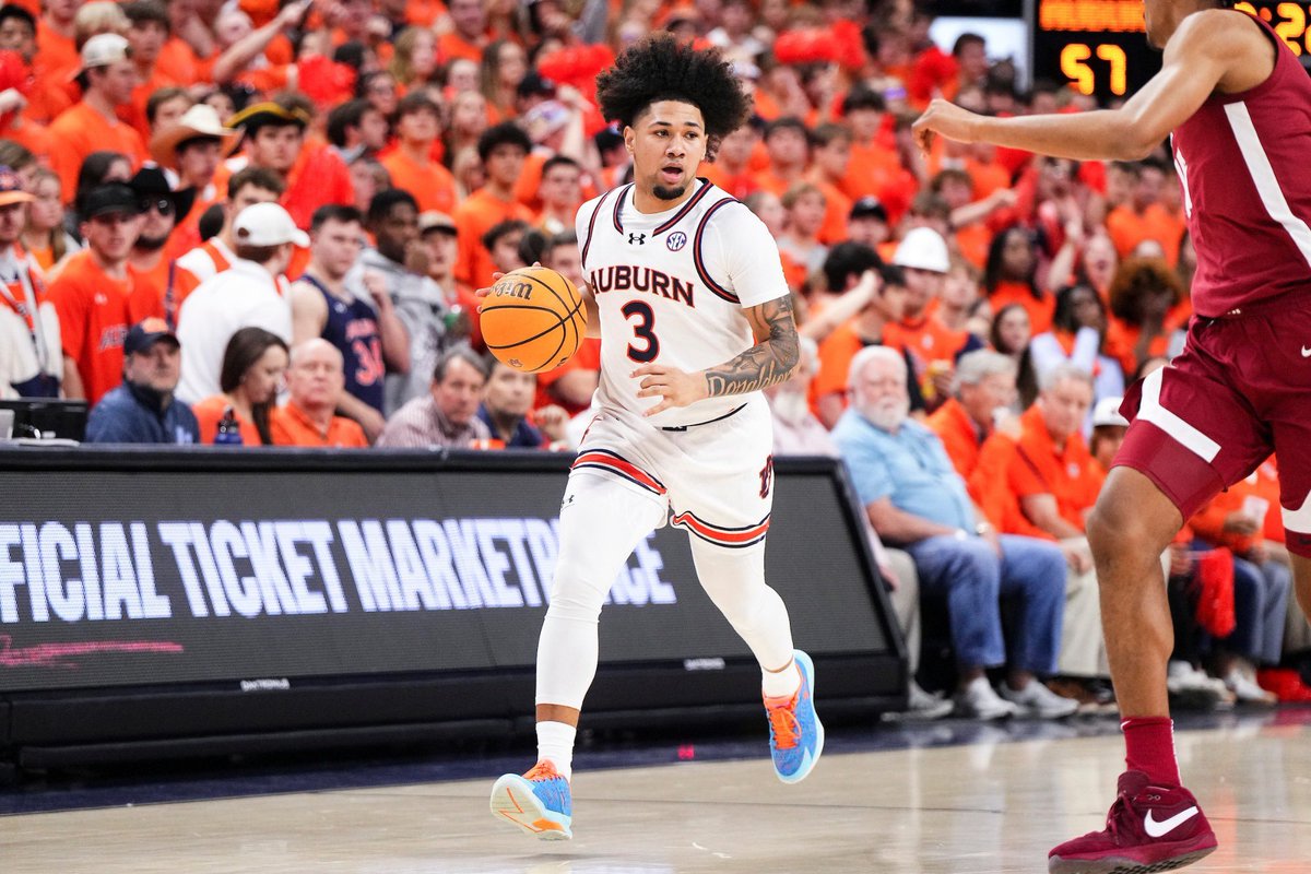 Auburn transfer Donaldson is set to visit Michigan later this week. What is the latest Intel on the sophomore guard?! on3.com/transfer-porta…