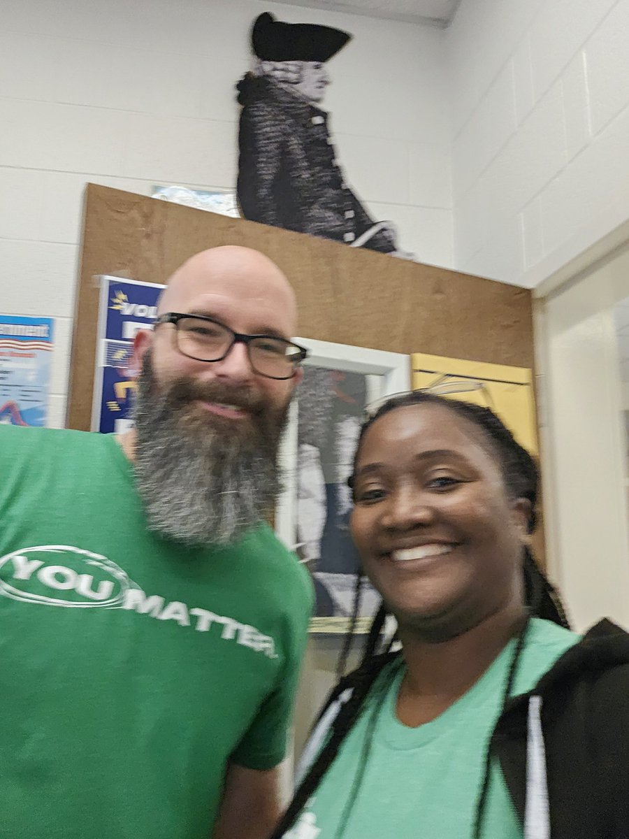 FCulverson's tweet photo. Gotta love all the green!
#ECweek_HCS
@DrKeshaJones1 @Holla_at_Ayala @KindraTukes @MrArnoldtheGol1 @RWilliams_EDS https://t.co/La6hyVwEyN