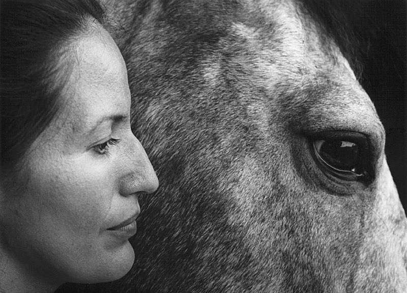 Flor Garduño Carla con su caballo, 1993