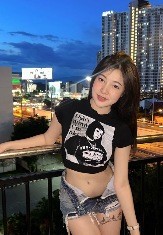 gada_sda17091's tweet photo. มองหน้าแล้วทำเฉย ระวังเป็นลูกเขยแม่เรานะ🥰🥰

  สมัคร👉🏻https://t.co/Jiiw4EpSSi ✅

#เครดิตฟรี #สล็อตเว็บตรง #สล็อตไม่ล็อคยูส  #แตกง่าย https://t.co/1n5deoT84A