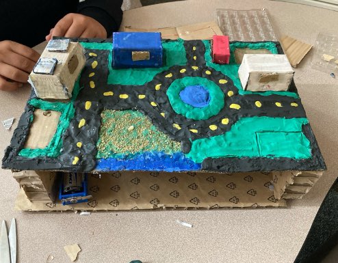 InstrucTony's tweet photo. LEIP Project Visit:  PBL Question- How to design a city to prevent against natural disasters? @SpringbrookPS https://t.co/rMqp1DeNPW