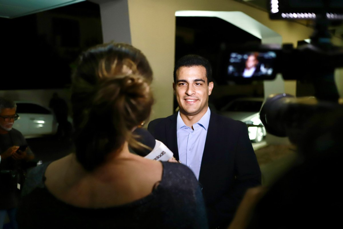 GalbaNetto's tweet photo. Noite de gratidão por receber o Prêmio Selma Britto em reconhecimento pela gestão pública à frente da @camara_maceio. 🏛️👏🏽

Este é um marco que compartilho com todos que confiam no meu trabalho. Seguimos firmes, dedicados e comprometidos com Maceió. 🤝🏽🚀 https://t.co/aAYlLAOf2p