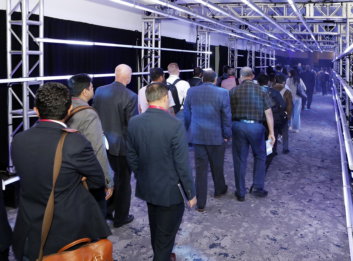 Just wrapped up another successful #CadenceLIVE! The latest trends in technology & innovation were on full display. Thank you to everyone who made it possible — our esteemed keynote speakers, Jensen Huang & @cristianoamon, & our sponsors, exhibitors, speakers & attendees.