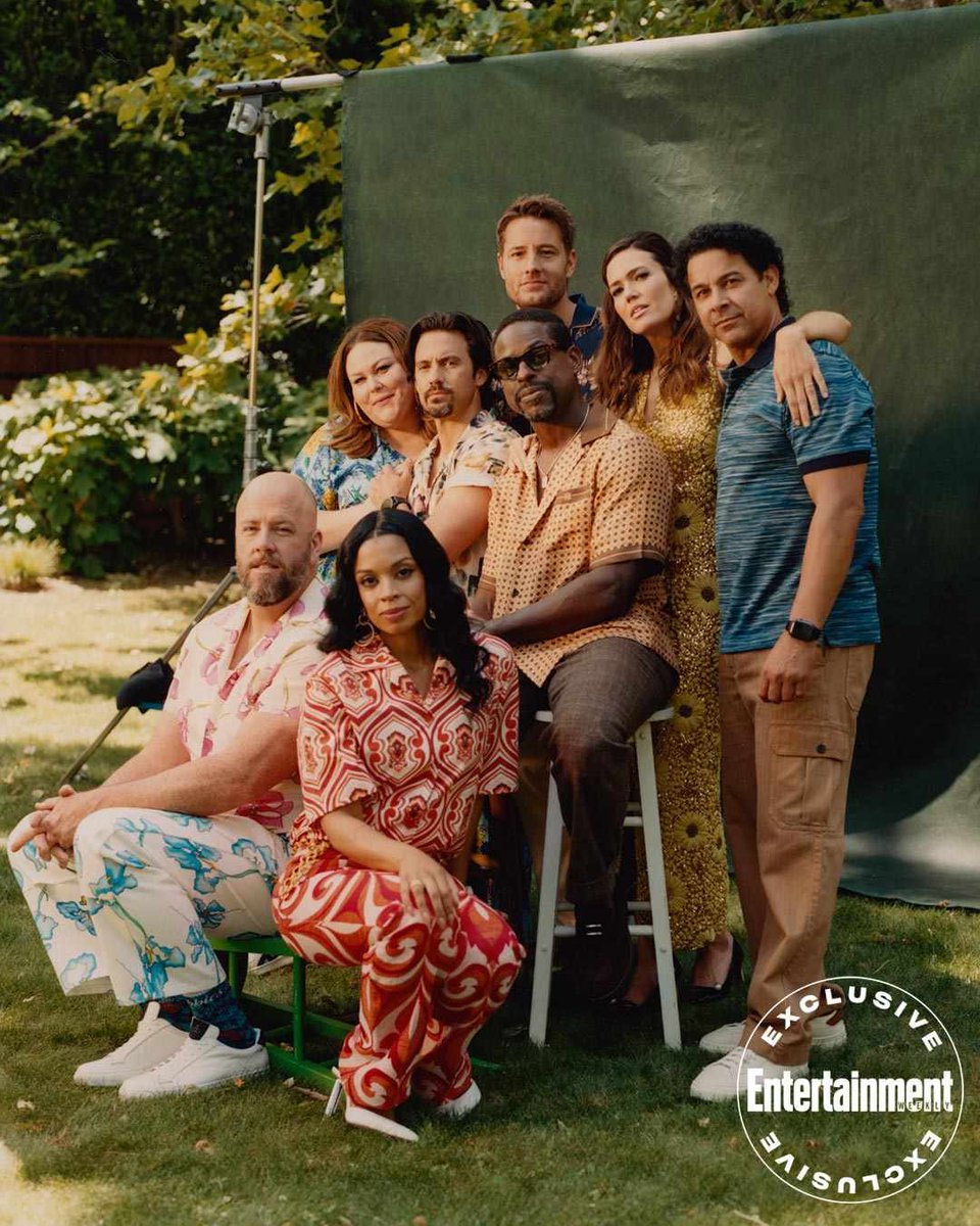 One last shoot with the family to commemorate this undeniably special ride we’ve shared together. Thanks for gathering the whole gang, <a href="/EW/">Entertainment Weekly</a>! I’ll love you forever, Milo, Chrissy, Sully, Susan, Jon, Sterling and Chris!! #AboutTheMorgans 😍🥰

📸 Pat Martin
ew.com/tv/about-the-m…