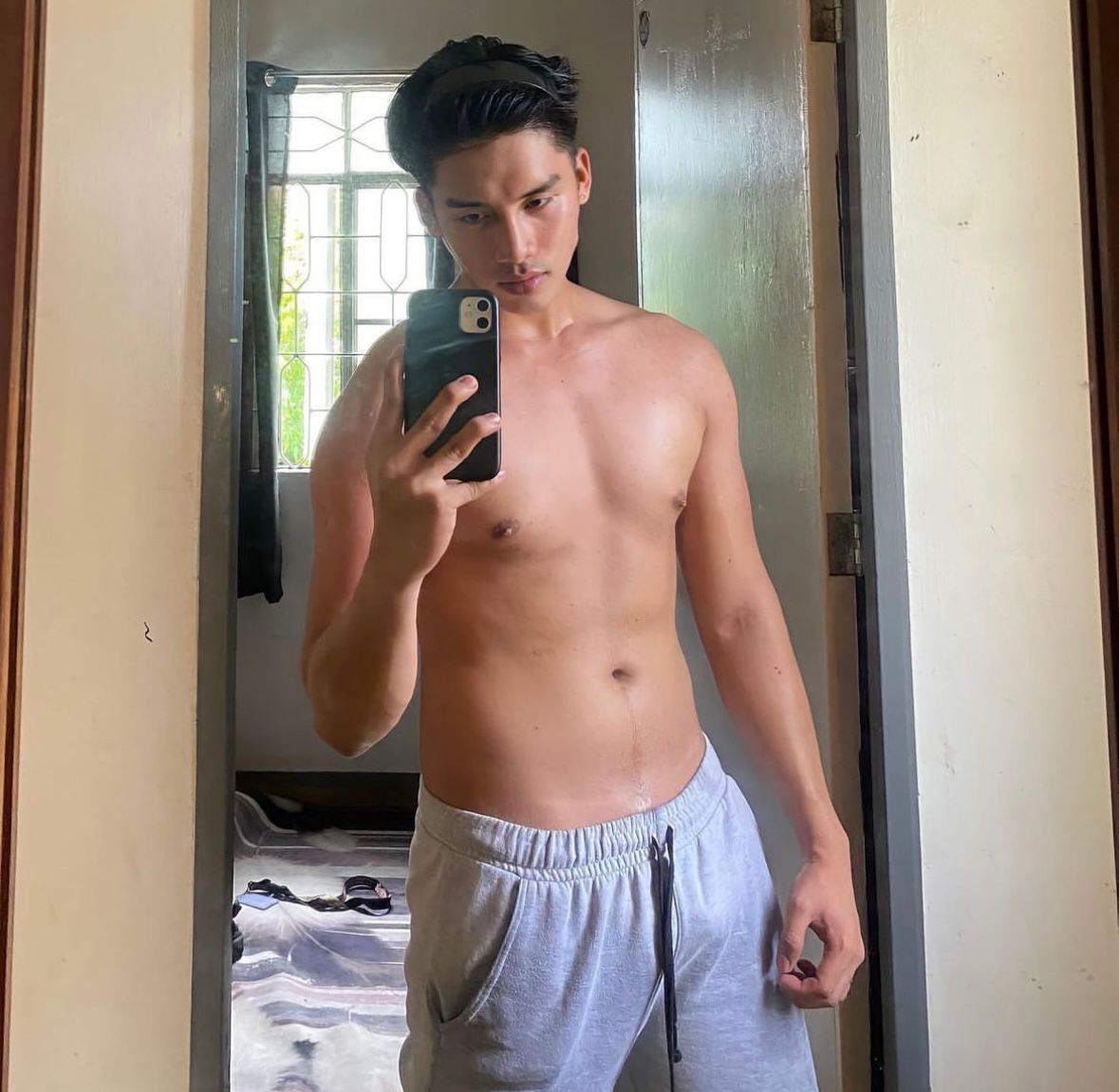 BimaMassageBo's tweet photo. READY PIJAT AREA SOLO📍

- PIJAT SENSUAL✅️
- PIJAT VITALITAS✅️
- PIJAT FULLBODY✅️
- PIJAT KEJANTANAN✅️
- B2B✅️

( WA ADA DI BIO ❗️ )

REKOMENDASI YANG BERBINTANG  , DAN BERPENGALAMAN⭐️

#gaysolo
#gaysurakarta #pijatsolo #pijatpriasolo #massagesolo #bosolo #openbosolo https://t.co/jLh8cBK8RZ