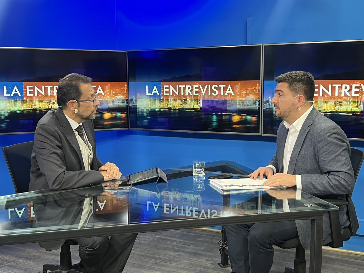 🎥Director del Trabajo <a href="/pzenteno01/">Pablo Zenteno Muñoz</a> conversó con el periodista <a href="/edoguggiana/">Eduardo Guggiana</a> en <a href="/AntofagastaTV/">Antofagasta TV</a> sobre diversos temas relacionados con la labor de la DT.

➡️Vea la entrevista acá 👇🏼
youtu.be/F_Sy1TDLmvg?si…