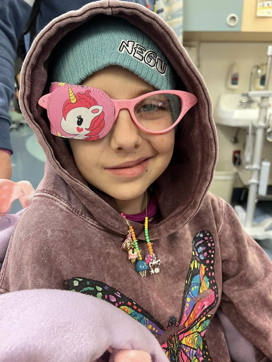 Please continue to pray for Zoe❤️and her family (8 of them in total) ❤️❤️❤️❤️❤️❤️❤️❤️
Zoe (DIPG) Update: Dr. Sun came in they are finishing up now and the parents will brought in to Zoe’s room in a bit. Everything went well with the shunt and the biopsy.