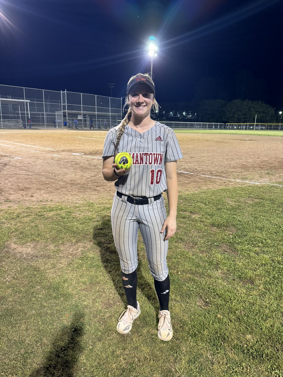 Final 🥎 

Meridian -7 
Germantown - 17 

Presley’s bat was on fire tonight! 🔥

<a href="/GHSMavericks/">Germantown Mavericks</a> #GoMavs