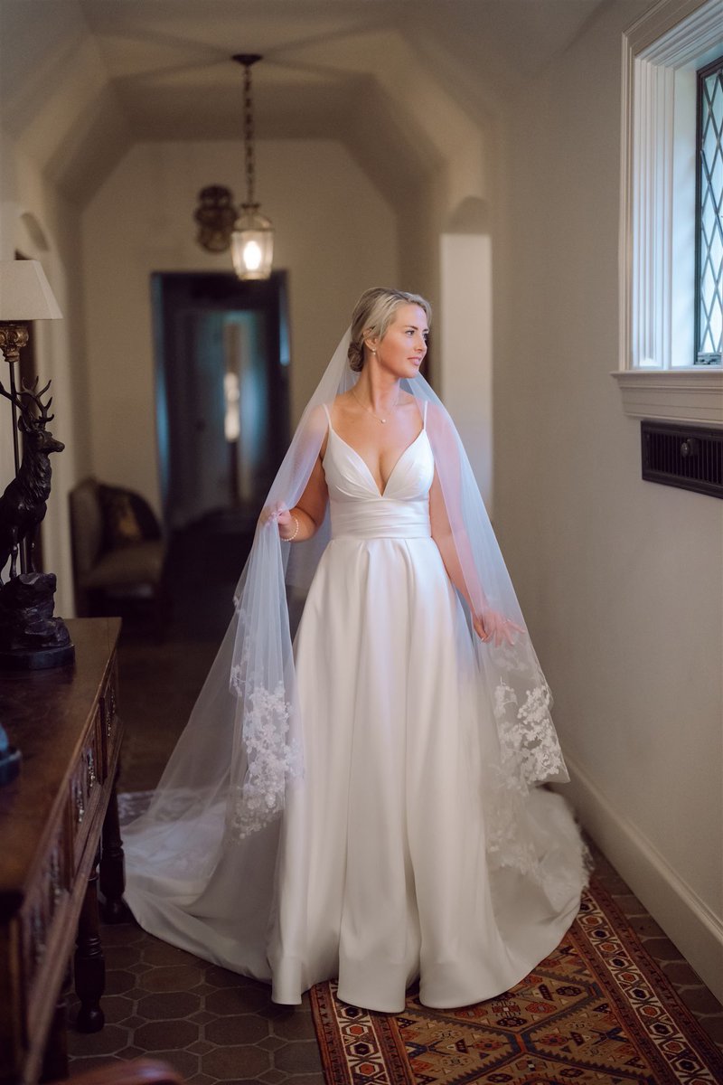 PashaBelman's tweet photo. Capturing the timeless beauty of Rhett on her bridal session was an absolute joy. Every detail, from the gown to the radiant smile, was picture-perfect. Wishing her endless happiness as she steps into this new chapter! ✨ #BridalBliss #TimelessElegance https://t.co/2gXU9tBy6f