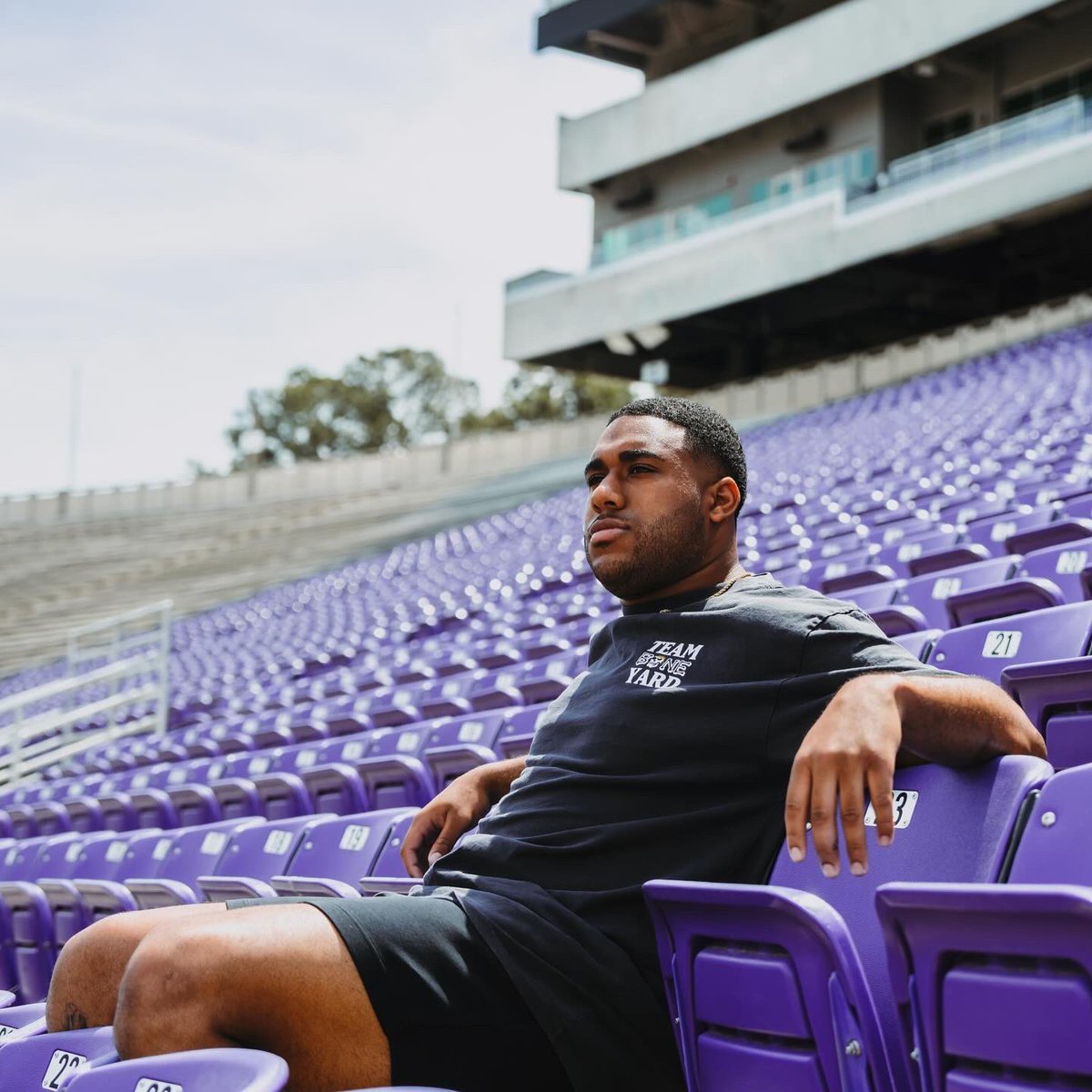 🚀🏴‍☠️ Celebrate our Spring Game with style! Check out the Team Boneyard Stacked Logo Heavyweight Tee in Coal, proudly worn by Chad Stephens (@FlxshyChad). This isn't just apparel—it's a pledge of support to our student-athletes in the new NIL era! 🖤💪 👕 Each purchase is a step