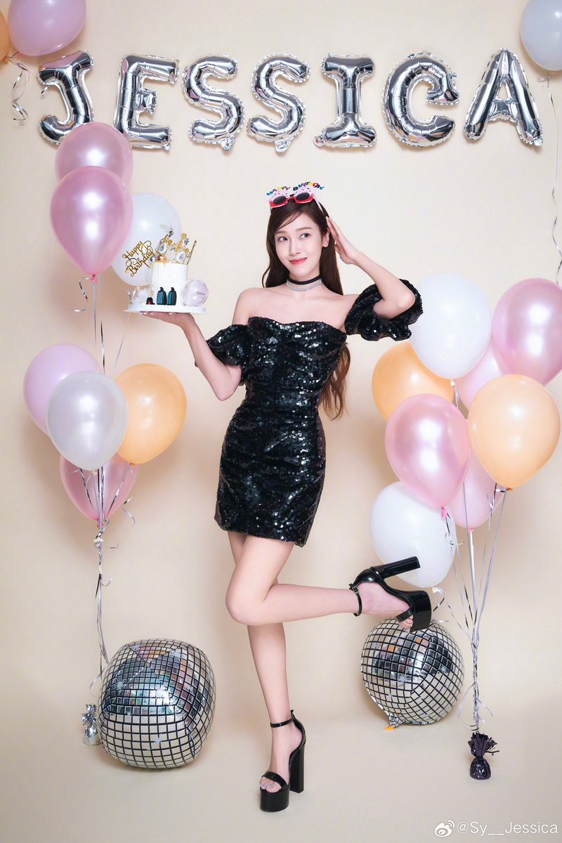 [Jessica Jung Weibo] 240418 (1)

Sy__Jessica: 🎂💝🪩🌸

📍 South Korea

#JessicaJung 
#HappyJessicaDay 
#35yearsAstarJessIsBorn 
#JessicaVerse35
#제시카