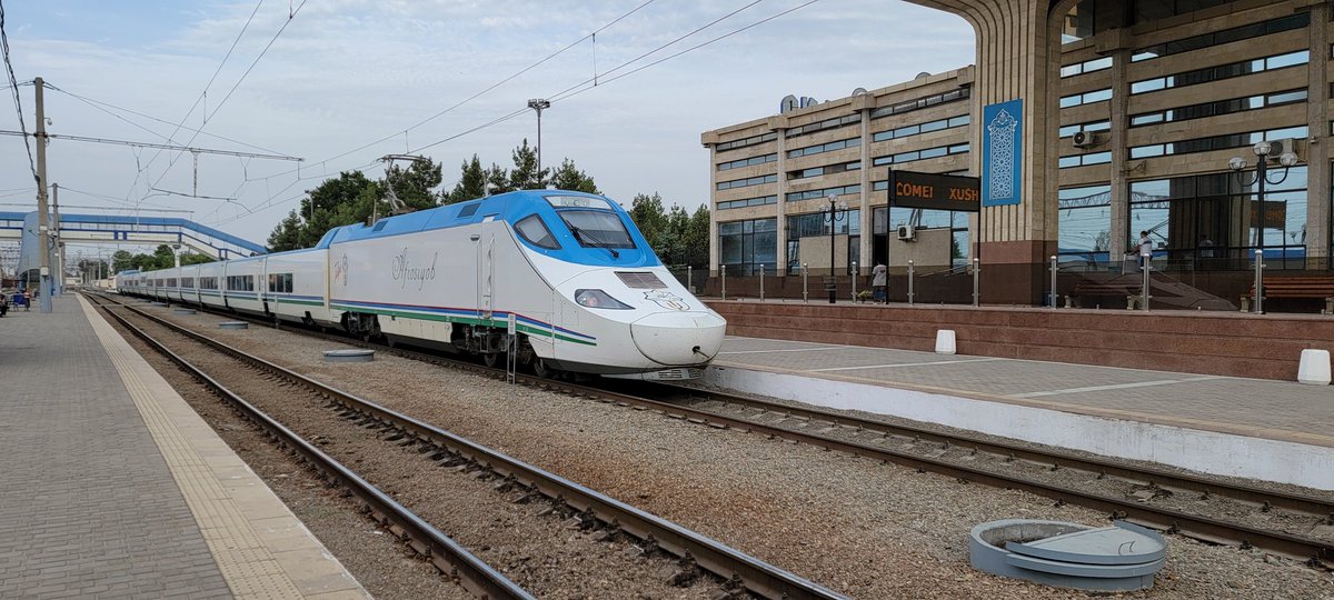 Indian bullet trains based on Vande Bharat platform running at 250km/hr  would be the way to go similar to Uzbekistan's Afrosiyob trains (pic from Samarkand city) built by the Spanish companyTalgo & running at 250 Km/hr.