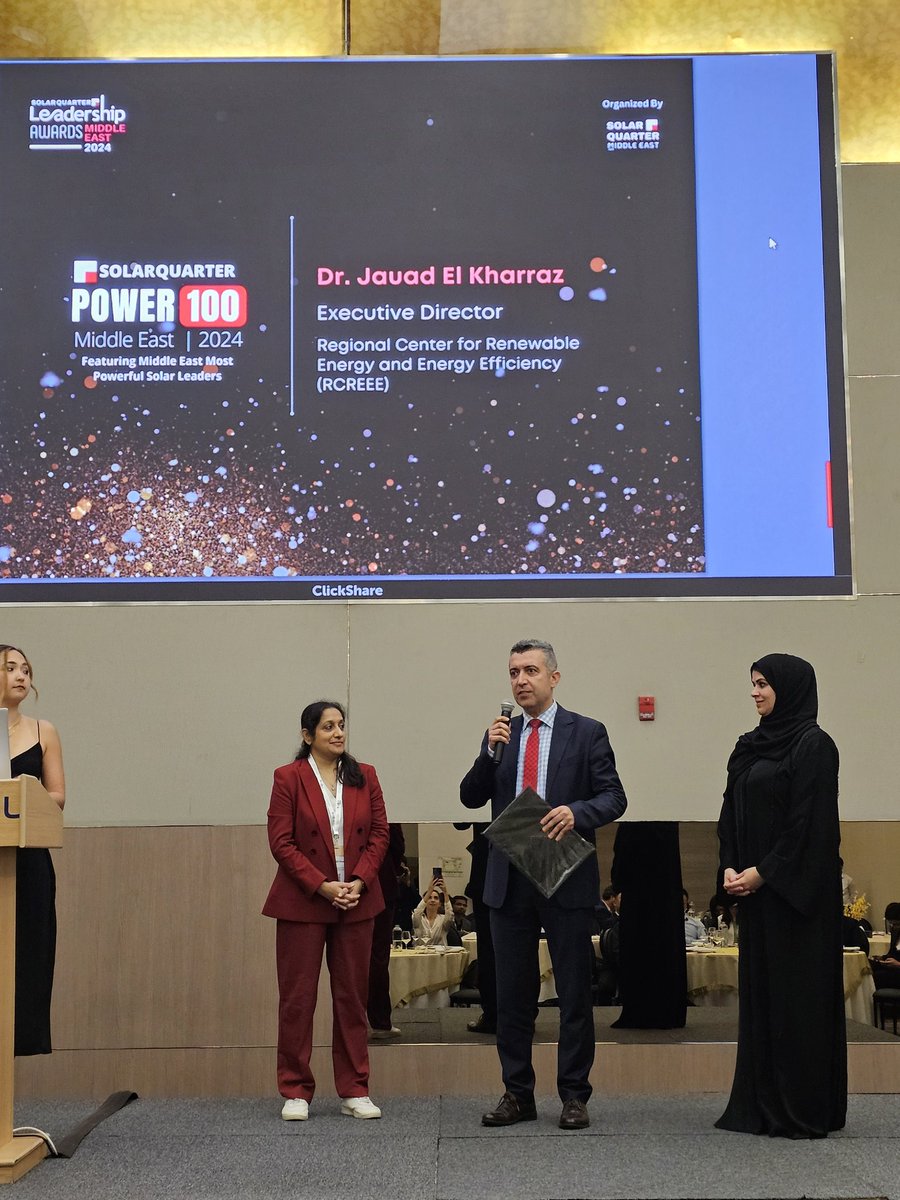 jauelk's tweet image. I was deeply honoured to receive this award and recognition for our work and leadership in #renewableenergy and #solarenergy
Big thanks to @SolarQuarter
I dedicate this award to my incredible team at @RCREEE and my lovely family
#SOLARQUARTER
#IRENA14A #WFES