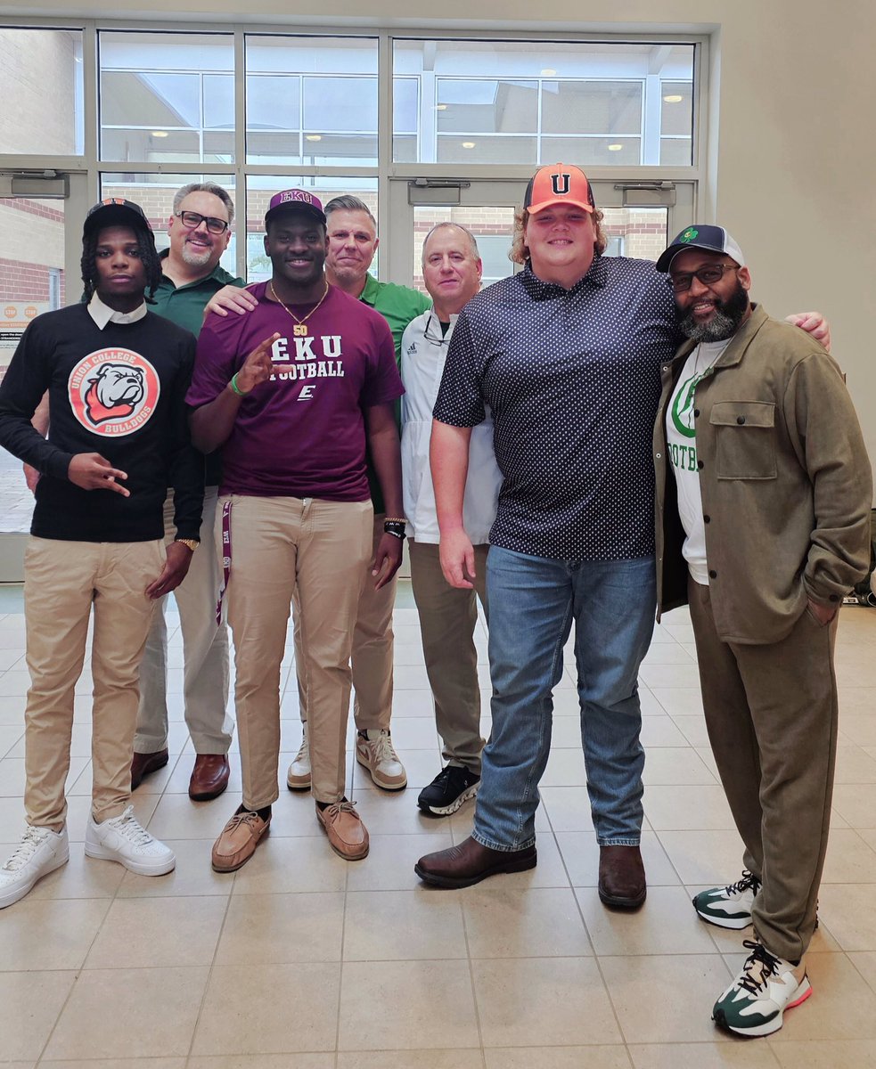 Great day for the school and our program with @mashburn_andon @QuincyPannell signing with @UnionBulldogs and @KeilynSmith2 signing with @EKUFootball Go Irish 🍀🏈