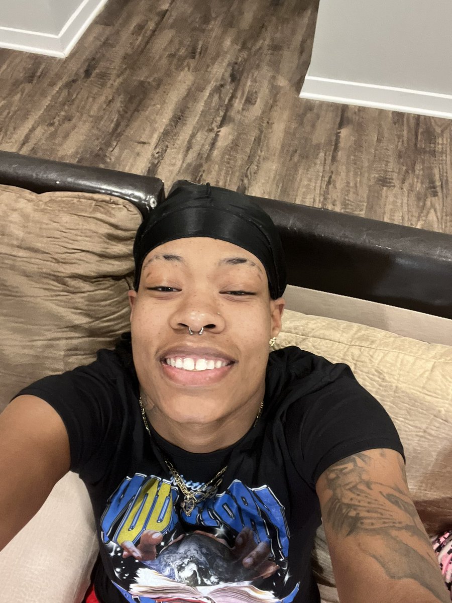 Asia___12's tweet photo. Smile thread ?😬 CHEESEEEEE https://t.co/JvPnd4Keut