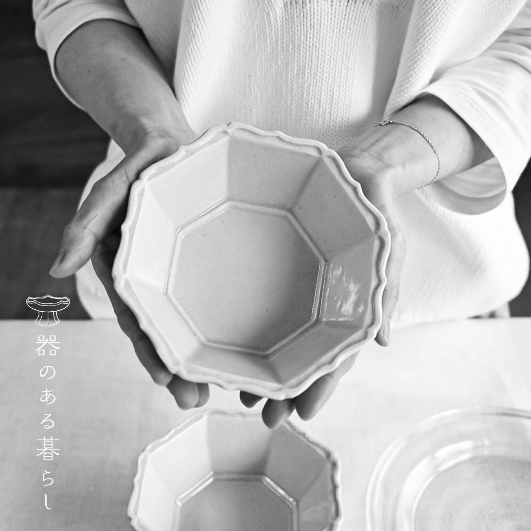 lifewith_utsuwa's tweet photo. こんにちは🌱
本日新しい動画公開致します！
なんて事のない私の日常と、可愛い器たちのご紹介✨
是非ご覧ください〜🙏
#器のある暮らし https://t.co/e5YNa05TJ5