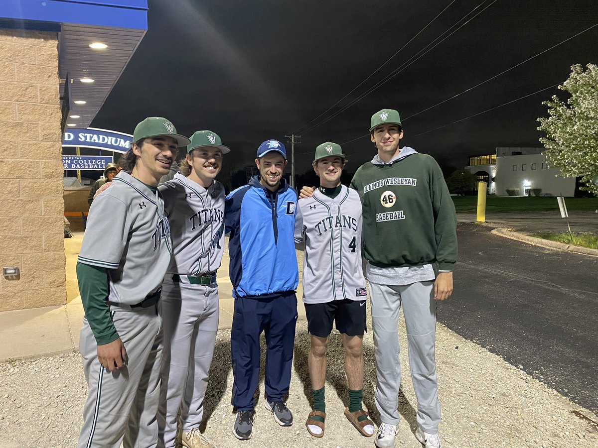 Mr. Brett Wolf tweet media