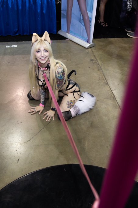 Puppy girlfriend photos by my fav @tmronin https://t.co/WSTLx7VHPP<a class="tags" target="_blank" title="On Twitter" href="/?out=eyJ0eXAiOiJKV1QiLCJhbGciOiJIUzUxMiJ9.eyJpYXQiOjE3MjI4MDI5ODYsImlzcyI6InR3cG9ybnN0YXJzLmNvbSIsIm5iZiI6MTcyMjgwMjk4NiwiZXhwIjoxNzU0MzM4OTg2LCJyZWRpcmVjdF91cmwiOiJodHRwczovL3R3aXR0ZXIuY29tL3Rtcm9uaW4ifQ.IAcJcX_9uRzuO2rM7q6uwQa3Fjir_pJjc7vjUOXxcdxGIF1yXTgfjuigIDvuVyP590f_eJ7o1QkFJWXRvcM63g">@tmronin</a><a href="/tag/mvsales"class="tags"><span>#mvsales</span></a>