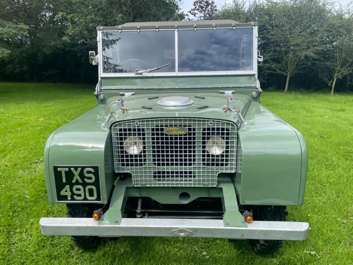 Ad:  1949 Land Rover Series 1 80”
On eBay here -->> ow.ly/5mX750RiIbv

 #LandRoverSeries1 #ClassicCarsForSale #OffroadLife #LandRoverLove #Vintage4x4 #ClassicCarAuction