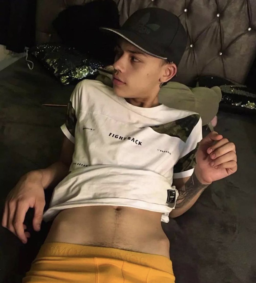 Sebastian (@sebassplazas) on Twitter photo 