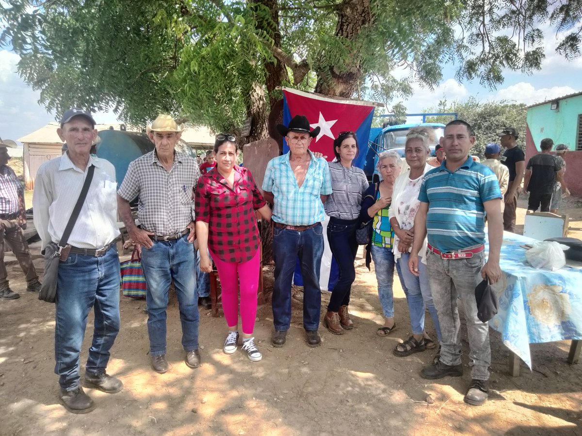 #AnapCuba #SanctipíritusEnMarcha Se realiza la Asamblea de fortalecimiento de estructura de la #ANAP en la CCS Tony Alomá dónde queda ratificada los actuales miembros profesionales de la junta directiva @DiazCanelB @DeivyPrezMartn1 @FelixDuarteOrte @EidyDaz2 @Eidy97661881