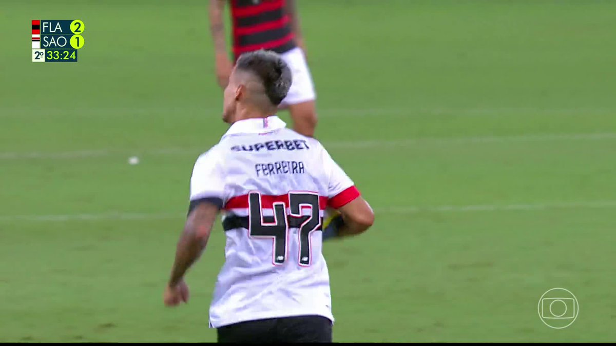 Ferreirinha marcou três gols contra o Flamengo! É a maior vítima dele no futebol brasileiro!