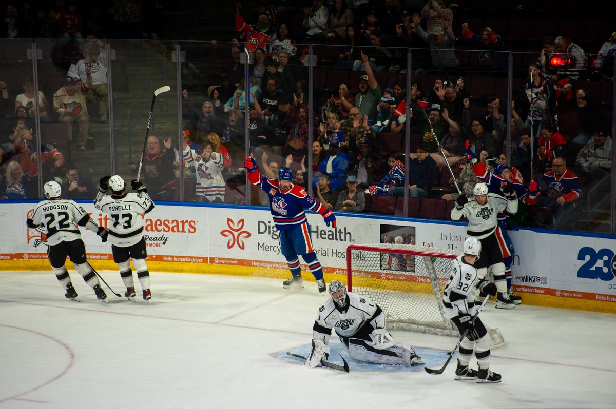 END 1st: Condors 1, Reign 1 SHOTS: 12-10 BAK Petrov’s pass banked home.