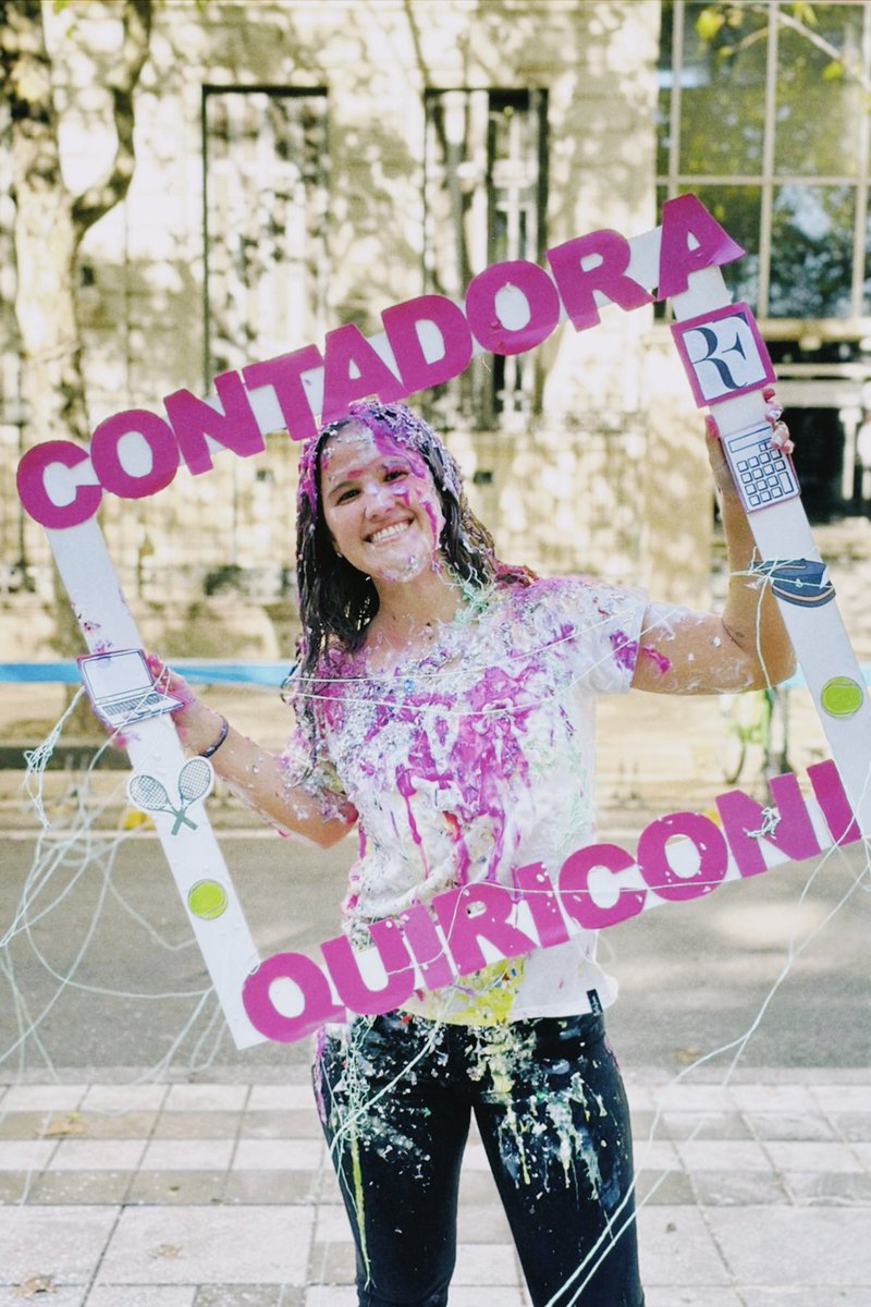 luliquiriconi's tweet photo. Las subo acá también porque fui muy feliz 🎓🙌🏼❤️ https://t.co/deZlH3uWSG