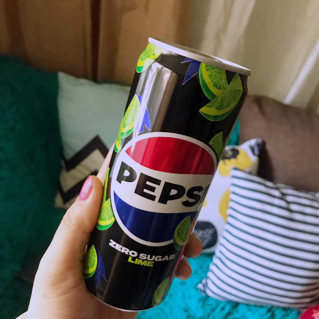 Soda ain’t right! 😁 Hellya when it’s free, say thanks! 😎 #pepsilime 

🥤Pepsi Zero in lime 

#foodamnph #foodamn #foodamnphilippines #koreaneats #foodamnphilippinesglass #thirstyblogger #whatsinyourpantry #foodamnphilippinespantry #worklunchbox #manilahotelfoodies