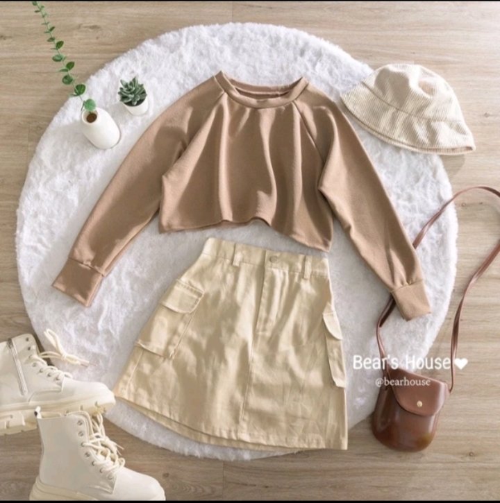 na_thel's tweet photo. [ลูกค้าใหม่ 1 บาท] Diary Crop เสื้อครอป แขนยาว สไตล์Minimal สีเอิร์ธโทน ***เฉพาะเสื้อ ไม่รวมกระโปรง*** 
✅ราคา ฿99 
พิกัด🍊
 https://t.co/lRz8V3of6A https://t.co/jxnQdRXsIo