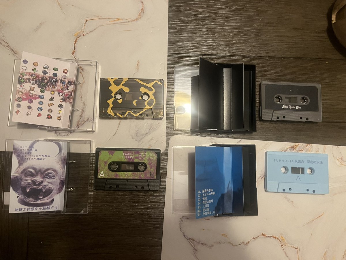 Got lots of physicals here from <a href="/KatsKillRecords/">KATS KILL RECORDS</a> and <a href="/GeometricLull/">Geometric Lullaby</a>, with albums from <a href="/eyeclickeye/">👁‍🗨📲</a>, 残忍な青いドラゴン, 歪めるIΘN, Aleksis Tristan Shaw, and <a href="/euphoriavw/">E U P H O R I A 永遠の</a>!! These all came out super nice, and it’s nice to have some more newer albums to check out too!! (Pics below)