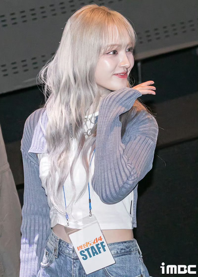 dqe1003's tweet photo. Where is wonyoung？？？？@STARSHIPent @IVEstarship #wonyoung #장원영 https://t.co/P9hauUl5mP