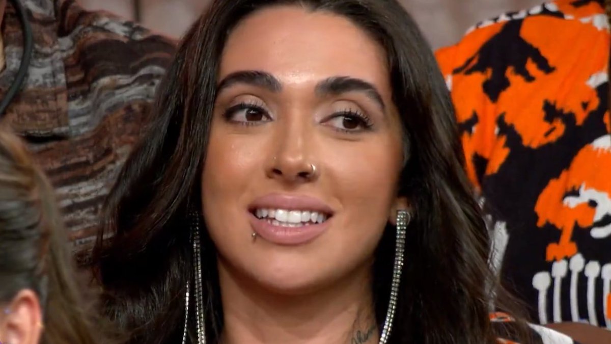 ZAMENZA's tweet photo. "O Povo falava, Bia, ainda bem que nao to mais morando com ela. Mas quem que ficou na casa, Bia?" (Ana Clara)
"EEEEEUUUU DANADA!!!!!!" #BBBAEliminação #BBB24 https://t.co/BGg606impb