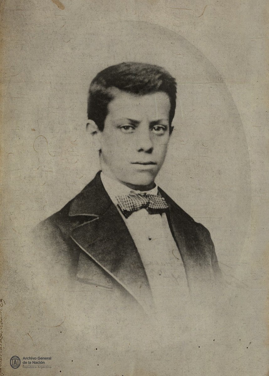 Julio Argentino Roca a los trece años de edad, siendo estudiante del Colegio Nacional de Concepción del Uruguay (creado por Justo José de Urquiza en 1849, primero en el país de carácter laico y gratuito), 1856.