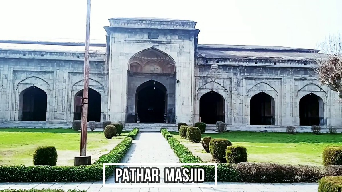 nawazuddin2841's tweet photo. #PatharMasjid in Srinagar, Jammu and Kashmir, is a historic mosque built by 
Mughal Empress Noor Jahan in 1623. Its unique construction using river stones 
gives it the name Stone Mosque. #KashmirHeritage #WorldHeritageDay 
#kashmirtourism #kashmir https://t.co/gVpYN0Ngle
