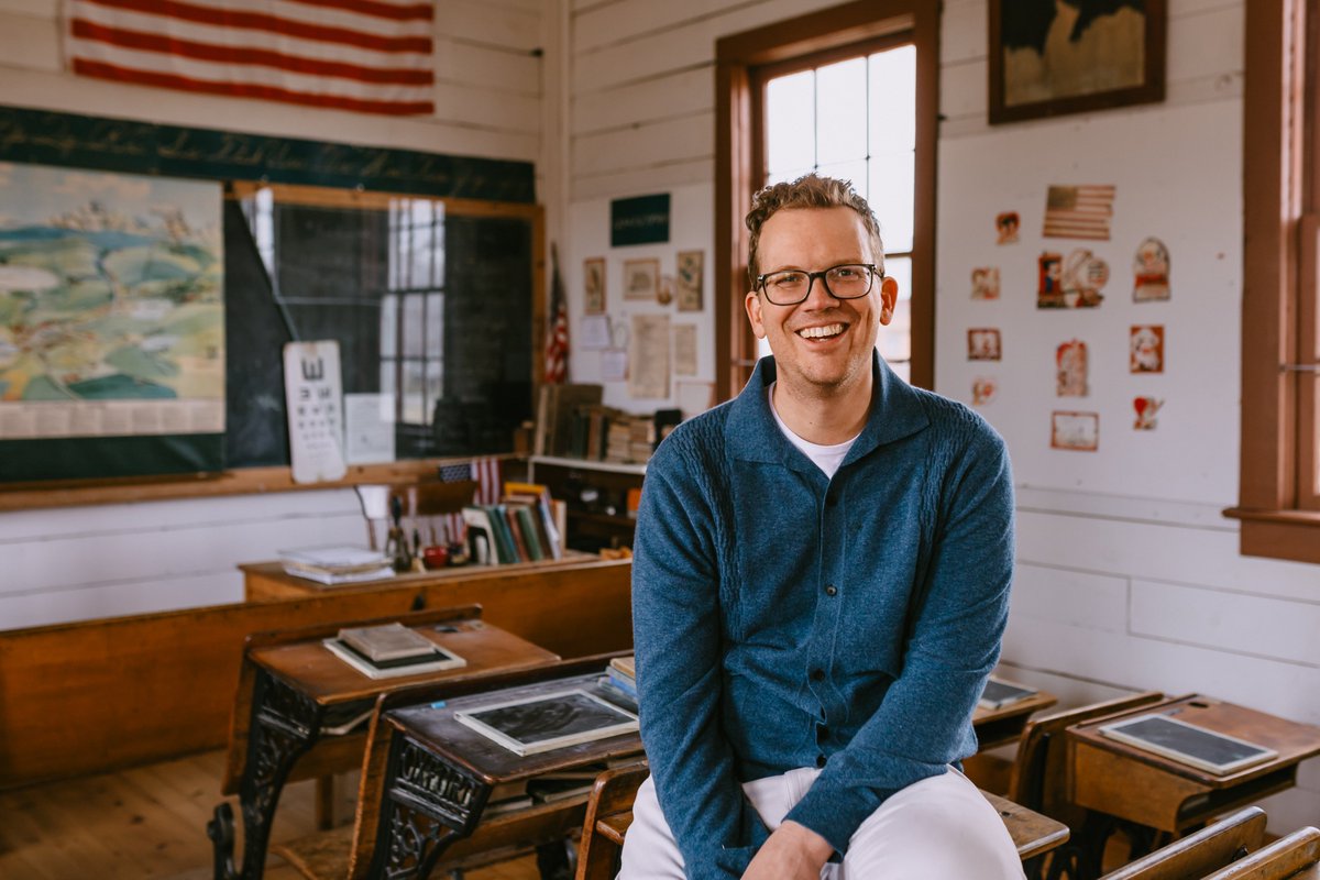 Hank Green tweet media