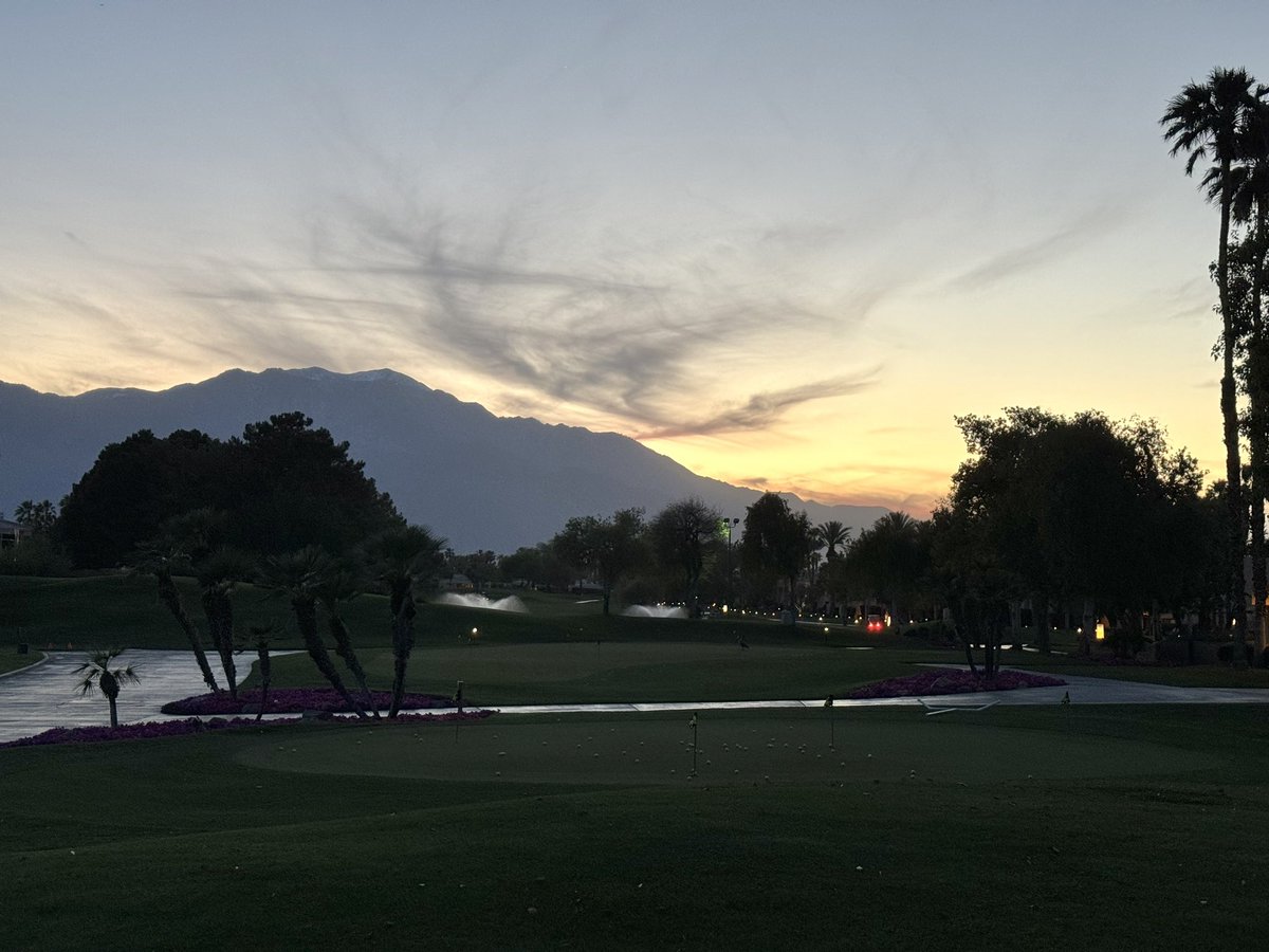 Gorgeous night in Palm Springs! #GSMCON2024