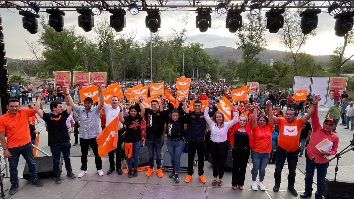 SergioTorresSIN's tweet photo. Estoy muy contento porque la gente de Badiraguato me contagió de todo el entusiasmo y la alegría que tienen porque saben que su futuro es naranja. Fausto García es un buen amigo que se puso en movimiento por su gente y no tenemos ninguna duda que en Badiraguato vamos a ganar. https://t.co/GgIGSdI06m