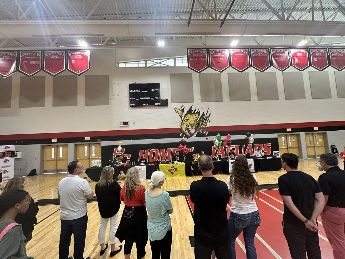 Congratulations to our BC students that signed today to play their sport at the next level! We are so proud of you! @DVUSD @DrFinchDVUSD @DvusdA