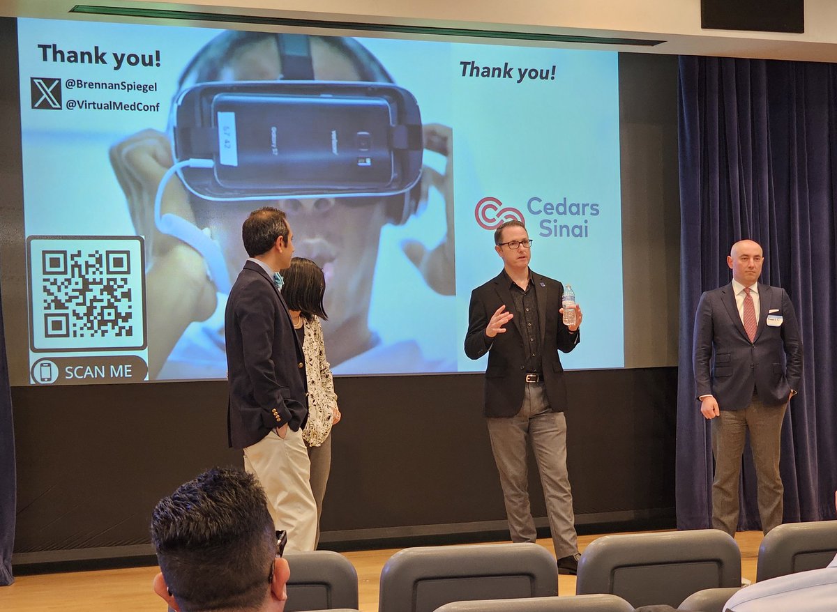 Fantastic start to the @UCDavisGI conference on #AI in #GI! Many thanks to our speakers, especially keynote @BrennanSpiegel who gave a truly awe-inspiring talk on #VR in #IBS. Tomorrow is another day of state-of-the-art presentations! #GITwitter #MedTwitter