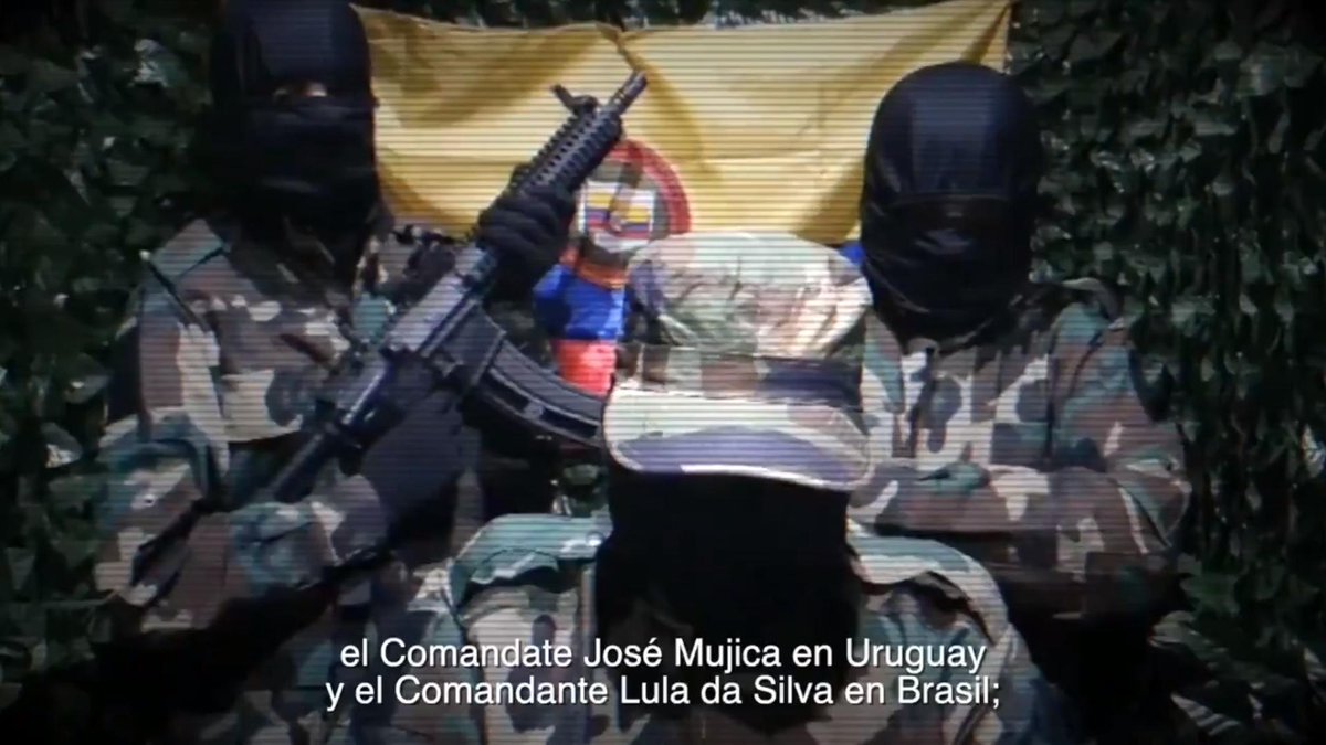 Vocês lembram que em 2019, o bolsonaro tinha postado um suposto vídeo das farc chamando o lula de comandante? Várias personalidades da direita repostaram, bia kicks, marcos do val, daniel silveira etc., depois todos apagaram e declararam não saber se o vídeo era real.